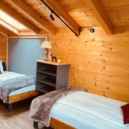 Loisachufer Nyaraló Garmisch-Partenkirchen