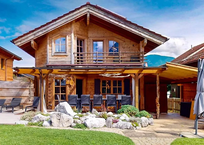 Loisachufer Tatil Evi *
